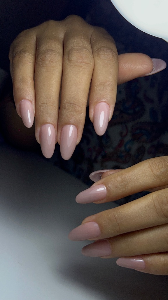 Builder Gel (Sobre uña natural)